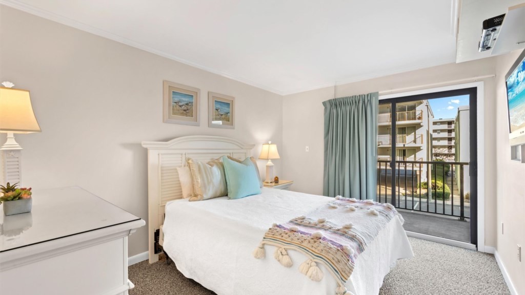 ****** Ocean Time Resort ******* $425.00 ****** 2 minute walk to the BEACH *****