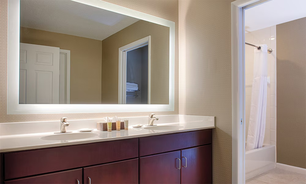 Daytona Beach – Apr -20-25 – HUGE 4 bedroom pres sleeps 12 – Wyndham Ocean Walk
