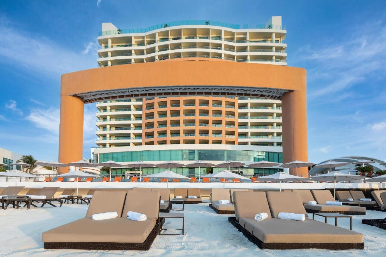 BEACH PALACE CANCUN DIAMOND VIP ELITE ALL INCLUSIVE WEEK BEST DEAL GET $100 BACK