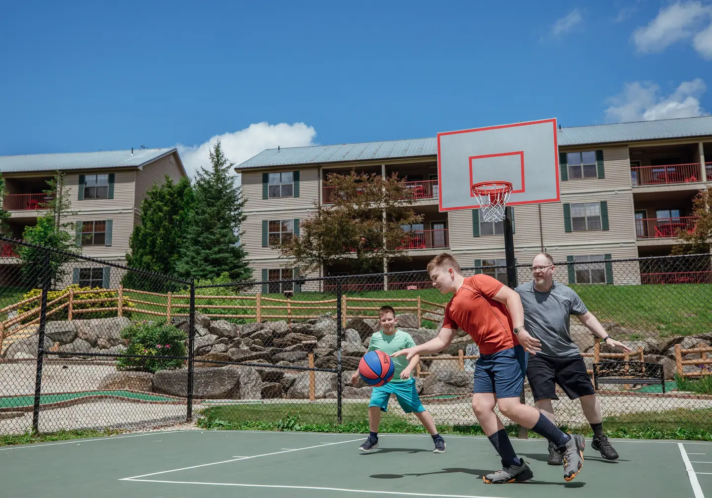 HI Oak n Spruce Resort Berkshires MA Vacation Rental 1/2 BDRM 2026-2027