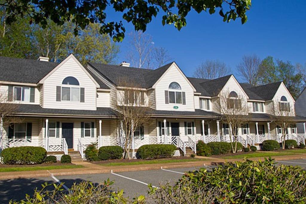 The Historic Powhatan Resort Williamsburg VA Condo 2 bdrm Jan Feb Mar March