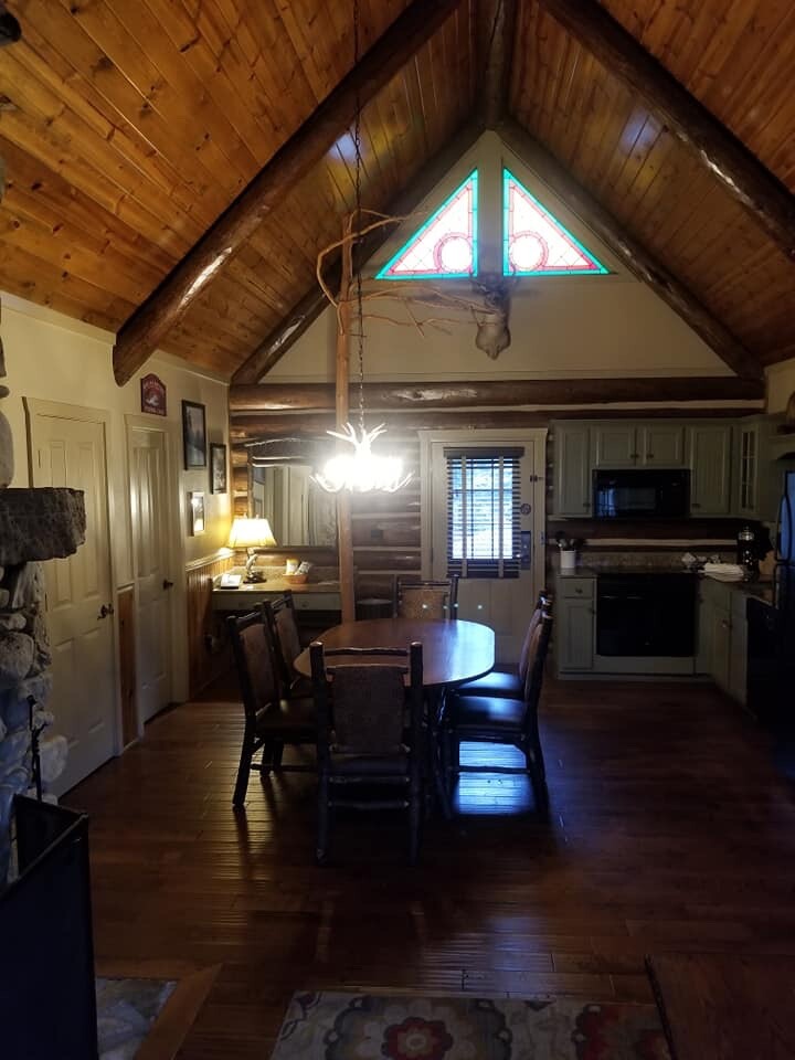 2BR Cabin March 21-26th(6Days/5N)Spring Break Big Cedar Wilderness sleeps up to6