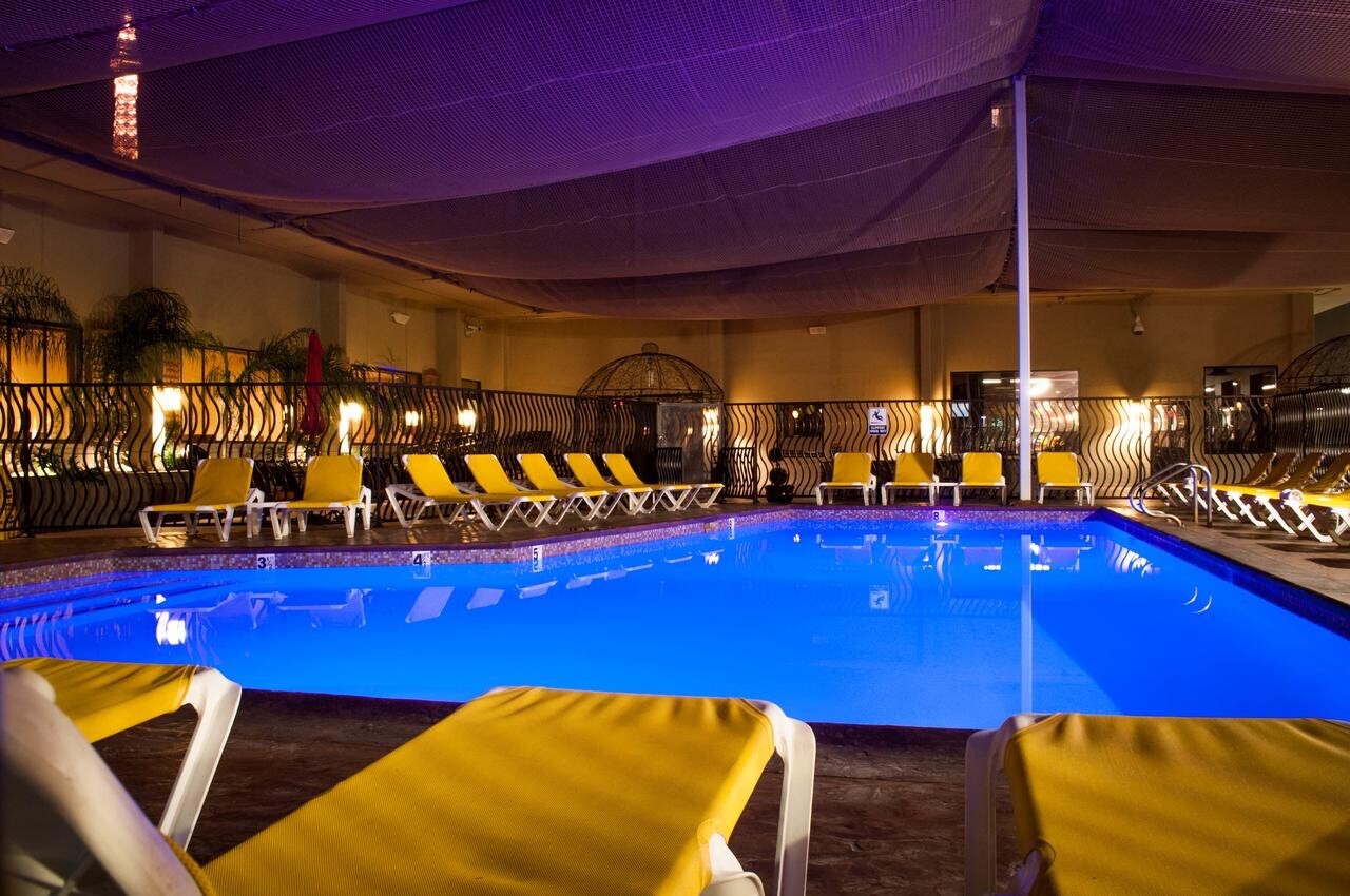 Las Vegas, NV The Jockey Club 1BR Sep 7-14 Labor Day