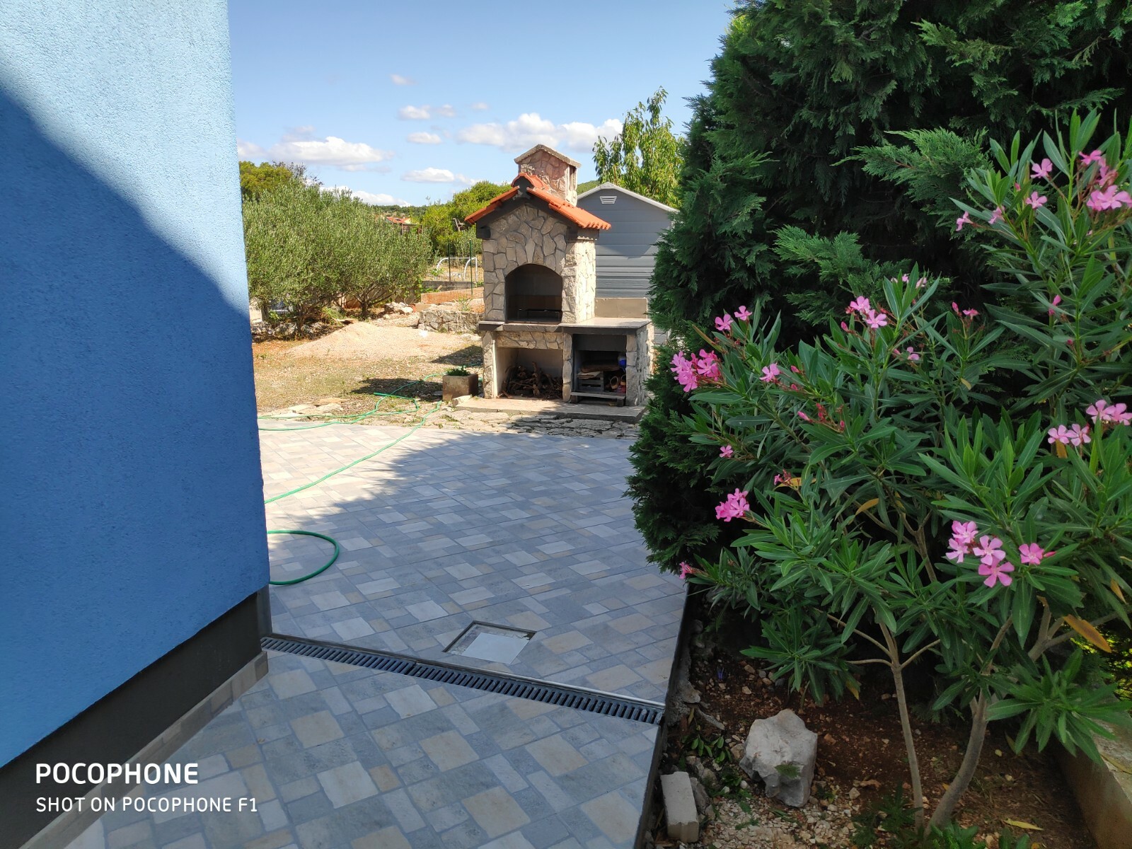 Enjoy the middle of dalmatia , in Apartment Blue House
