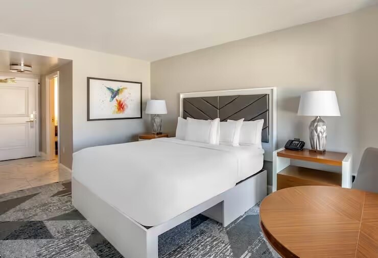The Boulevard timeshare rental Las Vegas F1 Race 3 night studio
