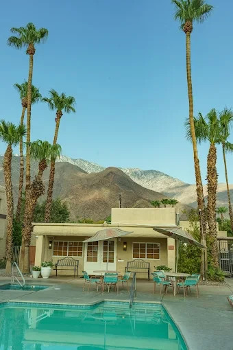 Desert Vacation Villas, Palm Springs 2 BR/2 Ba Starting @ $1090.00