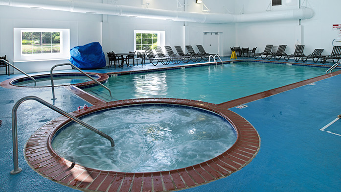 The Historic Powhatan Resort Williamsburg VA Condo 2 bdrm Jul July Aug Sep Sept