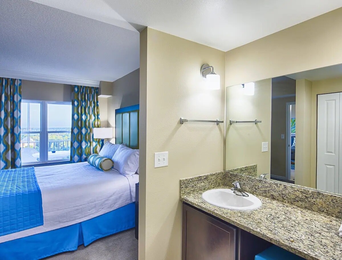 Vacation Village at Parkway 1BR Or 2 BR Suites 7 nts near Disney and Universal