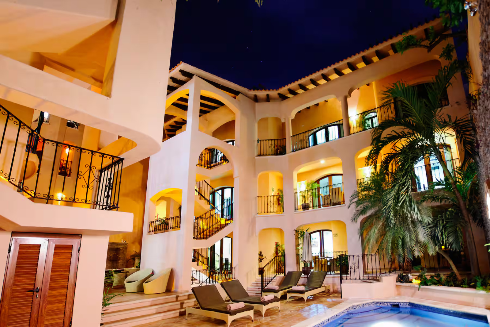 Luxury Acanto Hotel ~ Playa del Carmen, MEXICO ~ King Room – Price Per Night