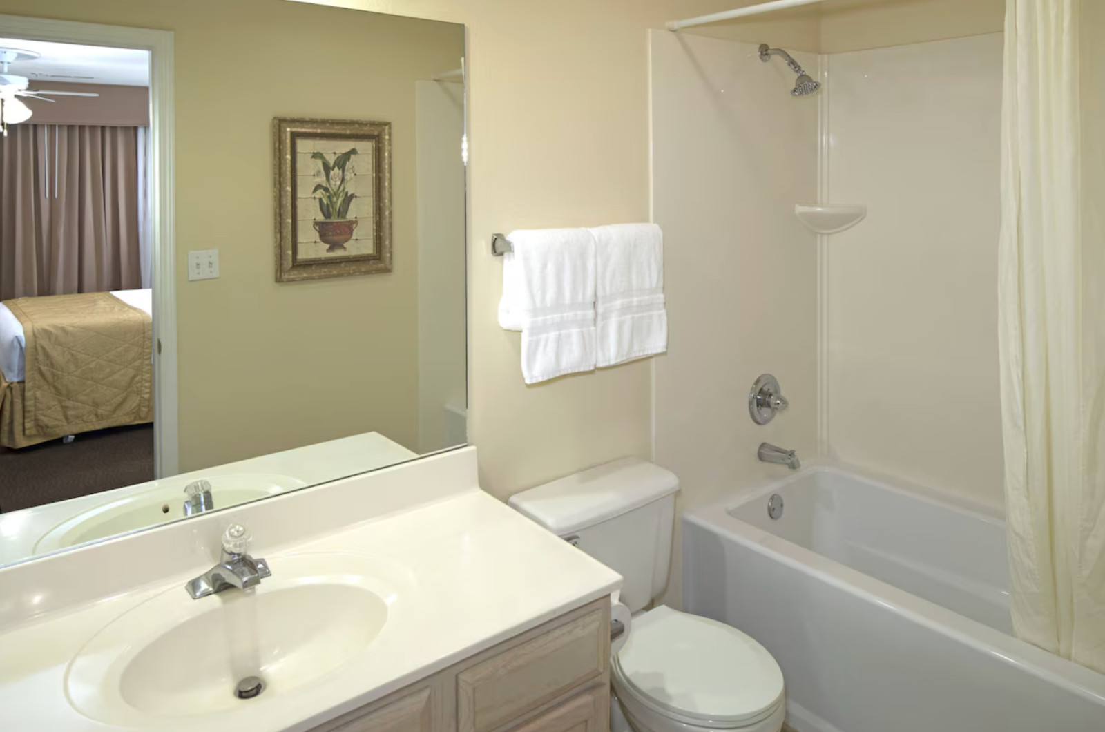 The Suites at Fall Creek ~ MO ~1BR Sleeps 4~7Nts DEC/JAN/FEB/MAR/APR/MAY 2025/26