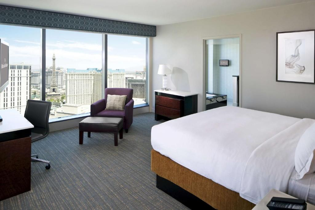 Hilton Grand Vacations Club Elara Las Vegas Grand Prix Week Rental Apartment