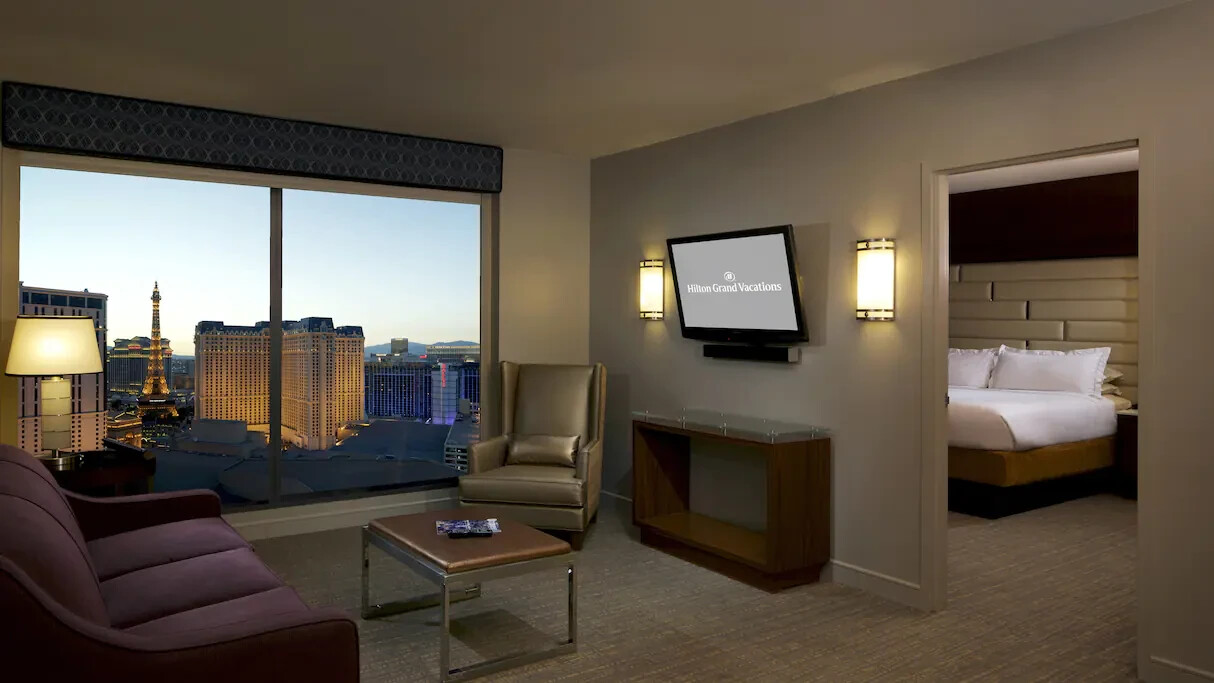 Hilton Elara Las Vegas 4BR PENTHOUSE 7 NIGHTS ANYYEAR EDC CES hotel resort hyatt