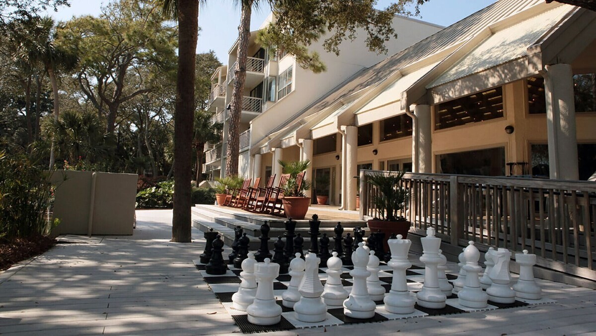 July Beach Week! Marriott Monarch Sea Pines Hilton Head Oceanfront Villa $385/NT