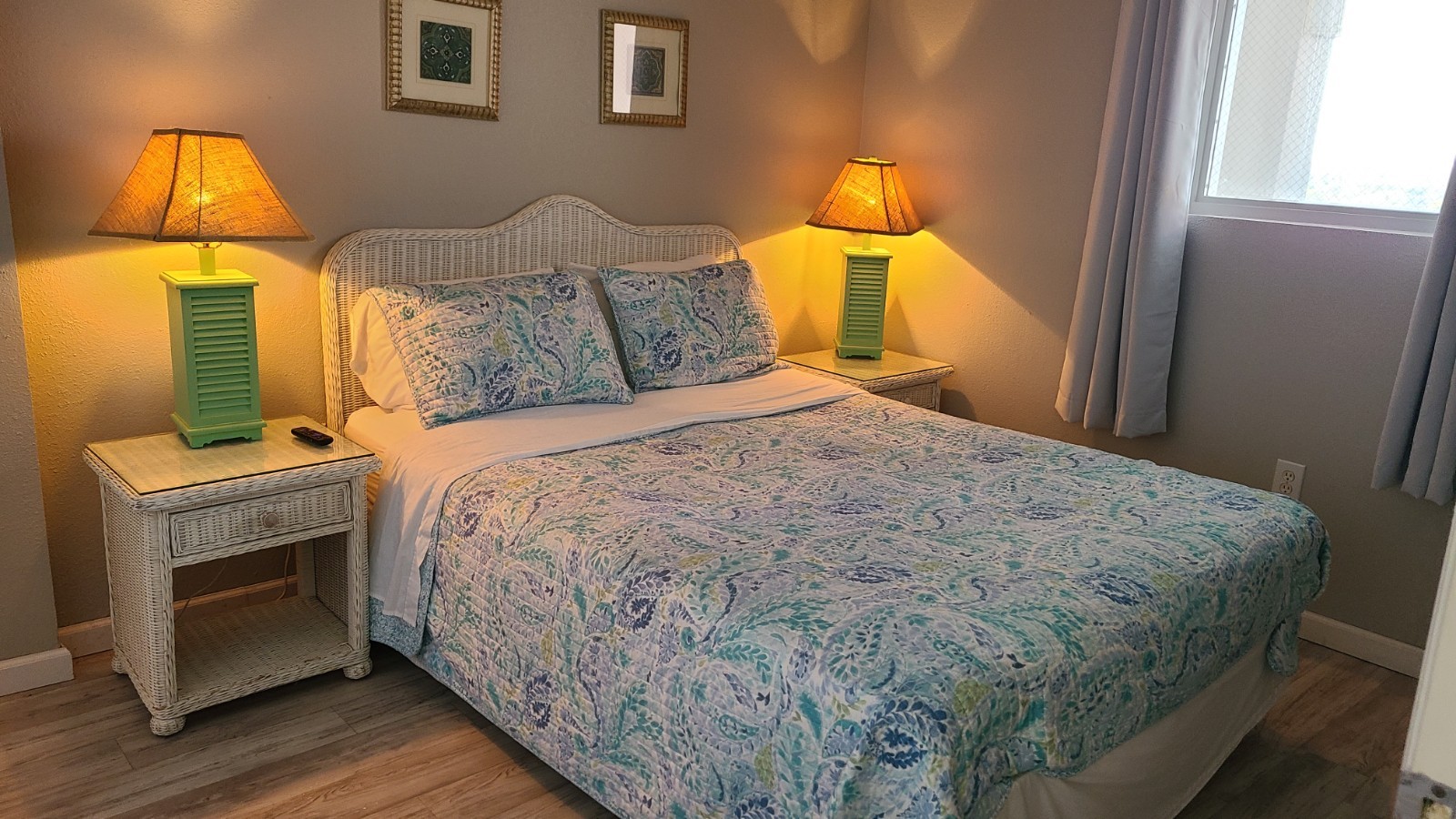 Oceanfront 3 Bedrooms Condo Sleeps 8-10 – See description for available dates