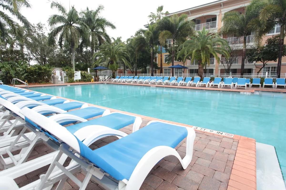 Welcome to Mizner Place at Weston Town Center, Weston, FL