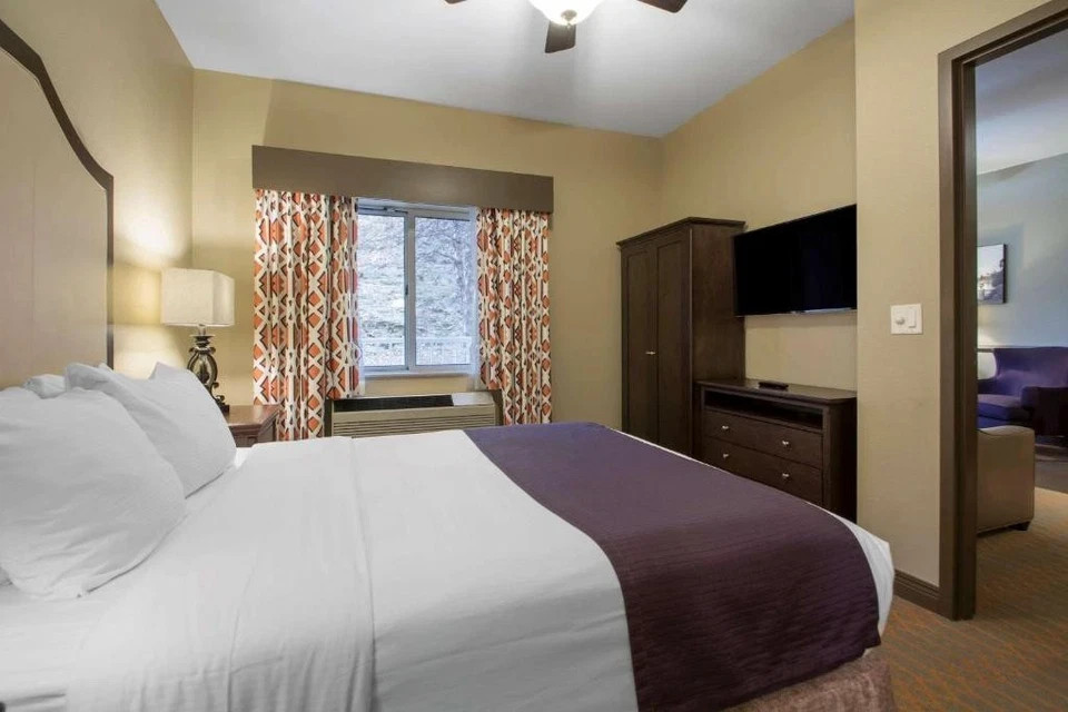 SEPT/OCT Bluegreen Odyssey RESORT WI Dells 2BR/2BA SLP6~PRICE IS PER WEEK~DELLS