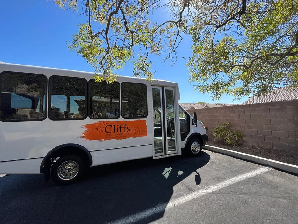 SEPTEMBER OCT WEEKS ~ THE CLIFFS AT PEACE CANYON RESORT~2BR/SLPS 6 VEGAS