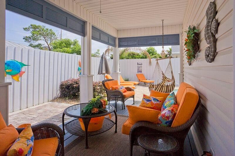 Vacation Rentals Destin FL3 bed, 2 bath private pool golf cart 2 blocks to beach