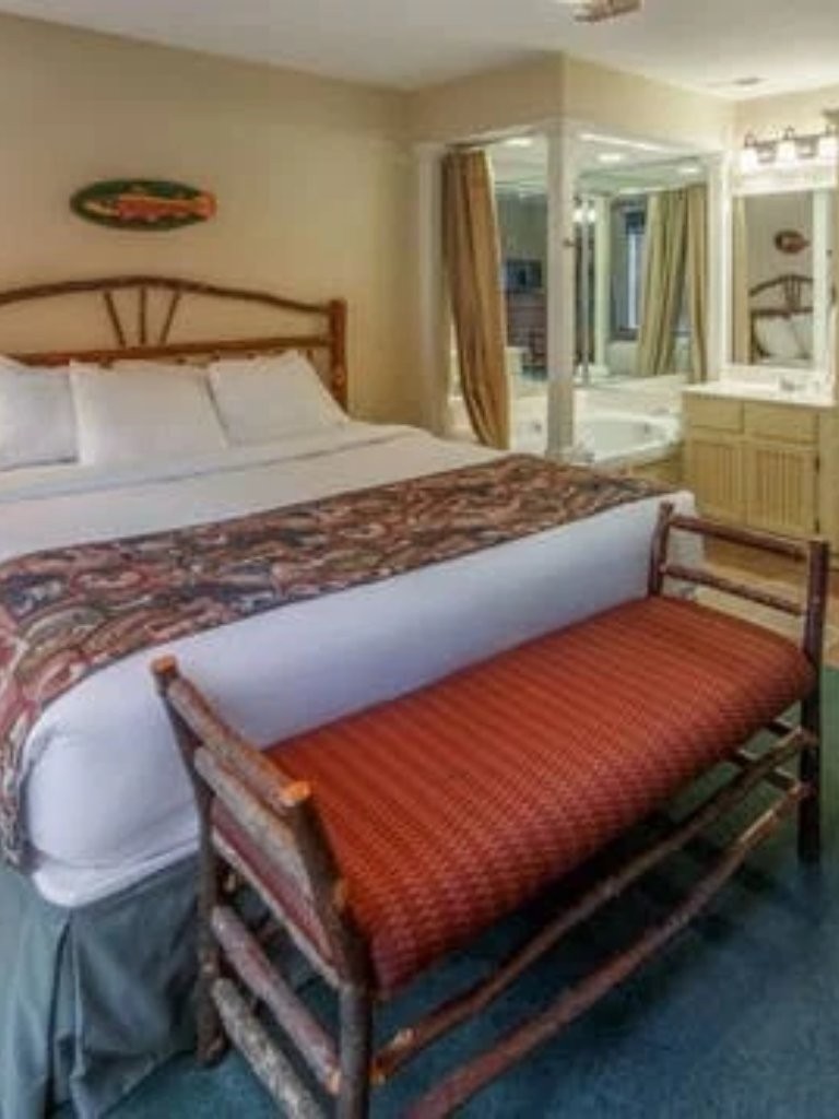 HI Timber Creek Resort at De Soto Missouri Vacation Rental 2 BDRM 2026-2027