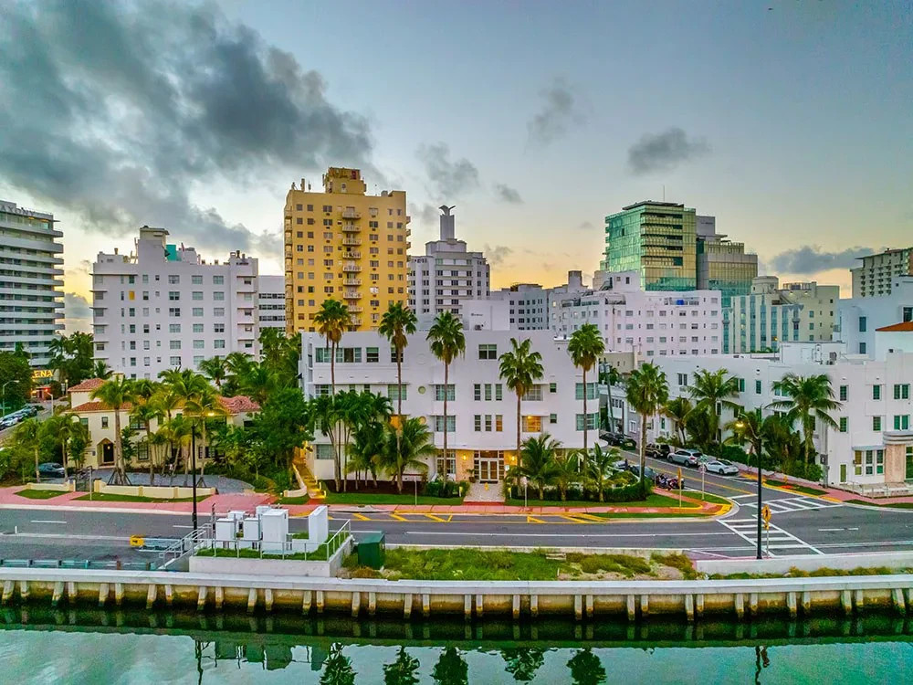 Hotel Trouvail Miami Beach ~ Miami Beach, FL ~ King Guest Room – Price Per Night