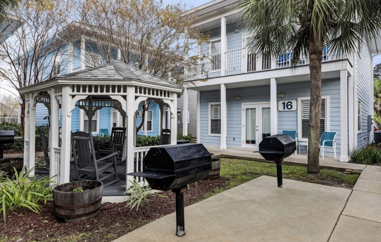 Destin, FL, Wyndham Beach Street Cottages, 1 Bedroom, Sleep 6. June July August