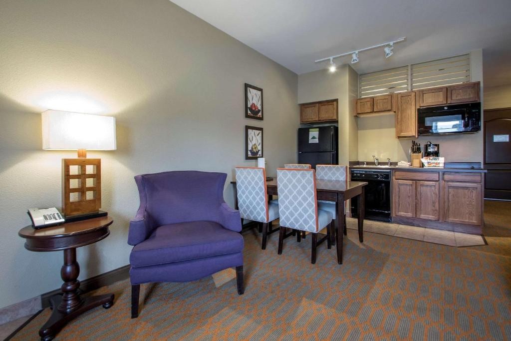 Bluegreen Odyssey Dells AUG 10 – 14 2026 2BR2BA FOR 6 AT WI DELLS