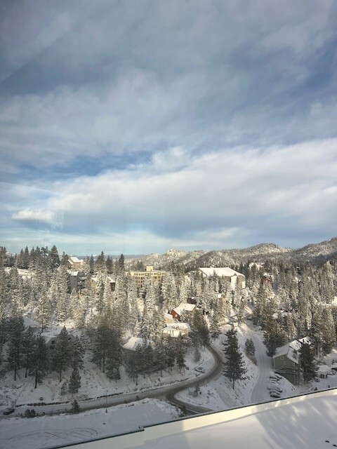 Ridge Tahoe resort – XMAS week, Lake Tahoe, 2BR/2BA, 7 nights, ski in-ski out
