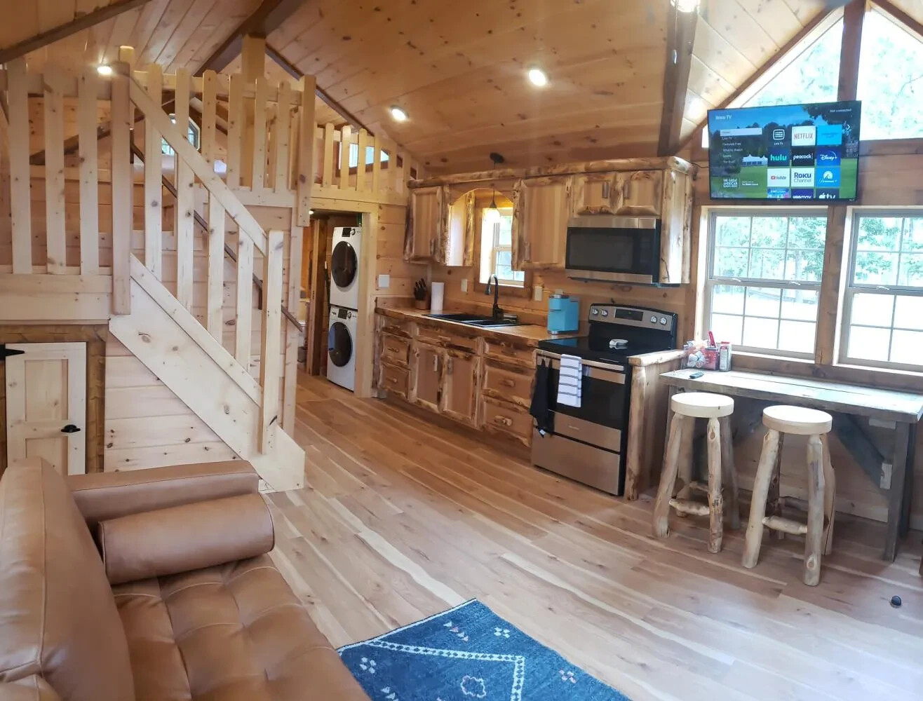 Toledo Bend Lakefront Vacation Rental Cabin – Boathouse, Sunsets, Water Sports