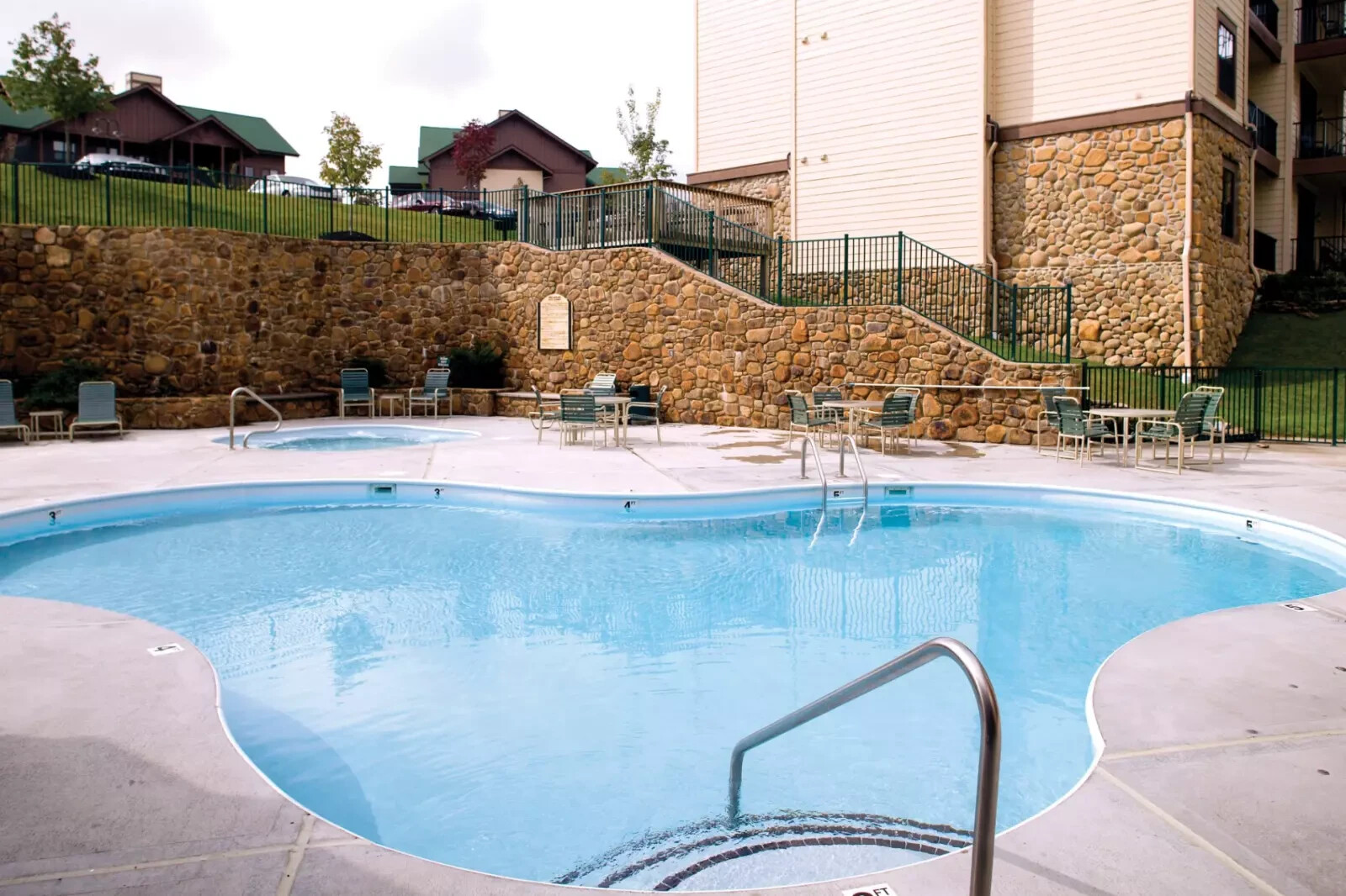 Wyndham Smoky Mountains ~ Sevierville ~ 2BR/Sleeps 8 ~ 7Nts NOV/DEC 2026