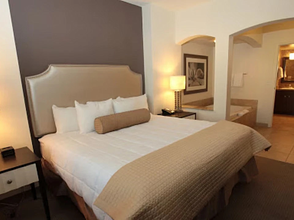 SEPTEMBER 18-25 WEEK~ Grandview at Las Vegas Resor~Vegas~2 UNITS A/B SLPS 8