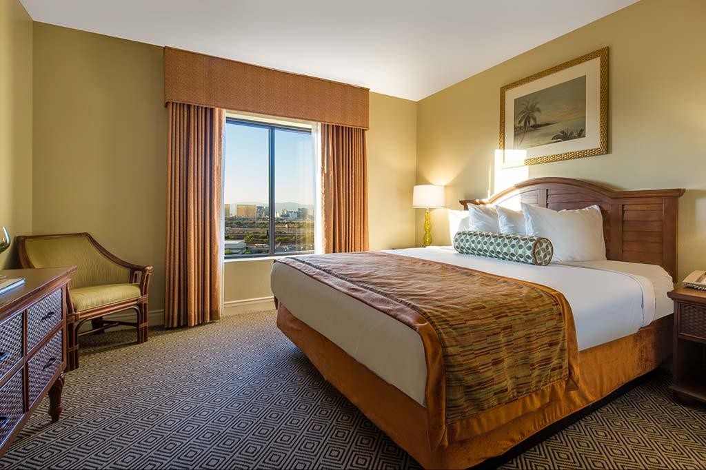 Tahiti Village Las Vegas NV Moorea Suite Sleeps 4 -7Nt SEPT/OCT/NOV 2026