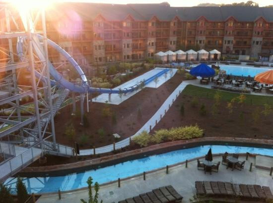 Sevierville, TN,Wyndham Great Smokies Lodge, 1 Bed Del, 30 May-1 June ENDS 5/15