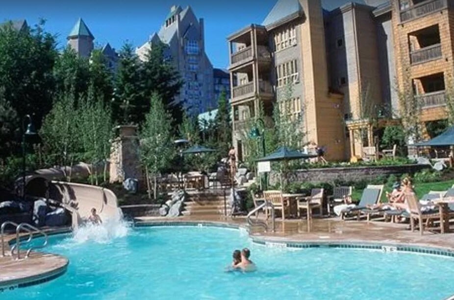Price drop! Christmas Skiing Whistler BC Dec 21-27 $2,800 2BR/2BA Hilton Resort