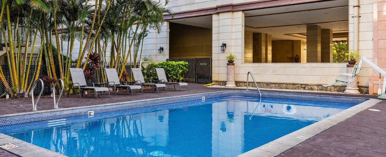 Wyndham Royal Garden WAIKIKI HONOLULU Hawaii 1BR PRESIDENTIAL Luxury Aug 6-11