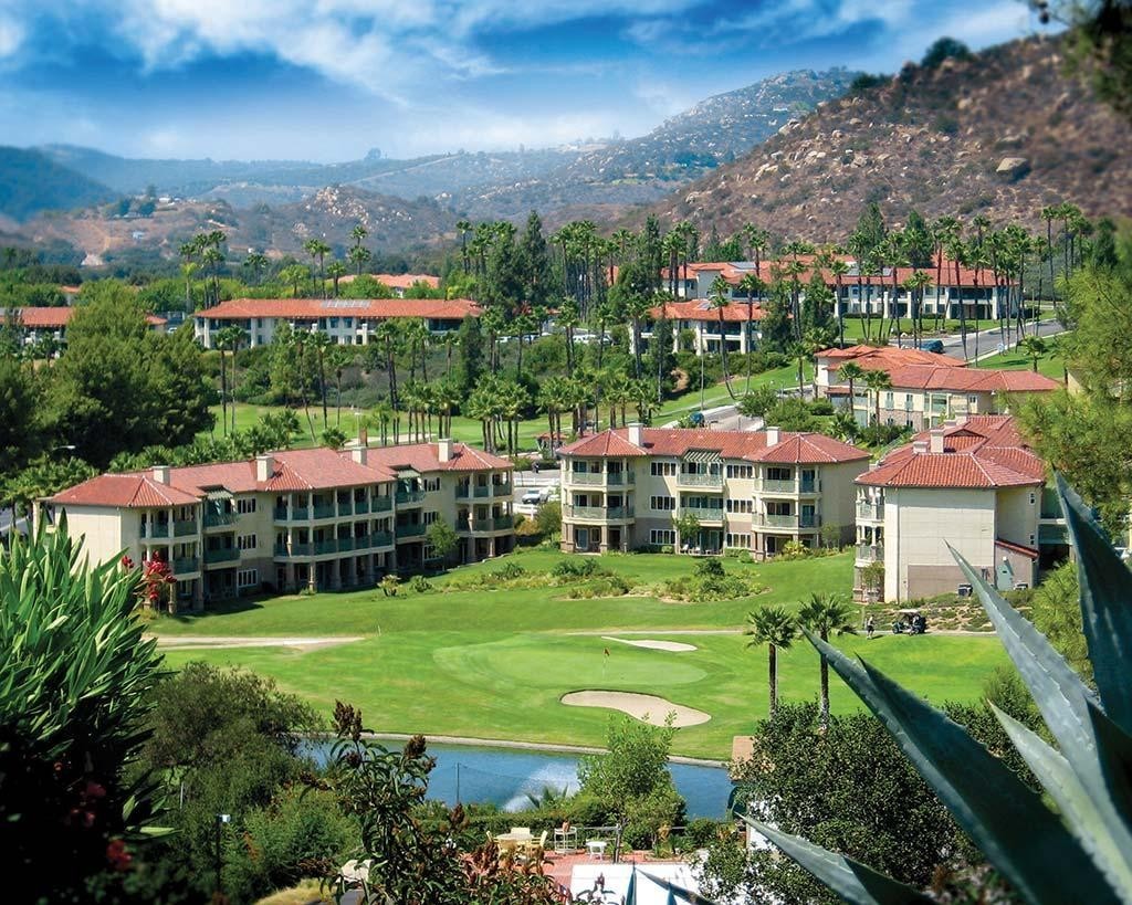Hyatt Villas on The Green at the Welk ~ CA~ 2BR/Sleeps 8/Kitchen ~ 7Nts NOV/DEC
