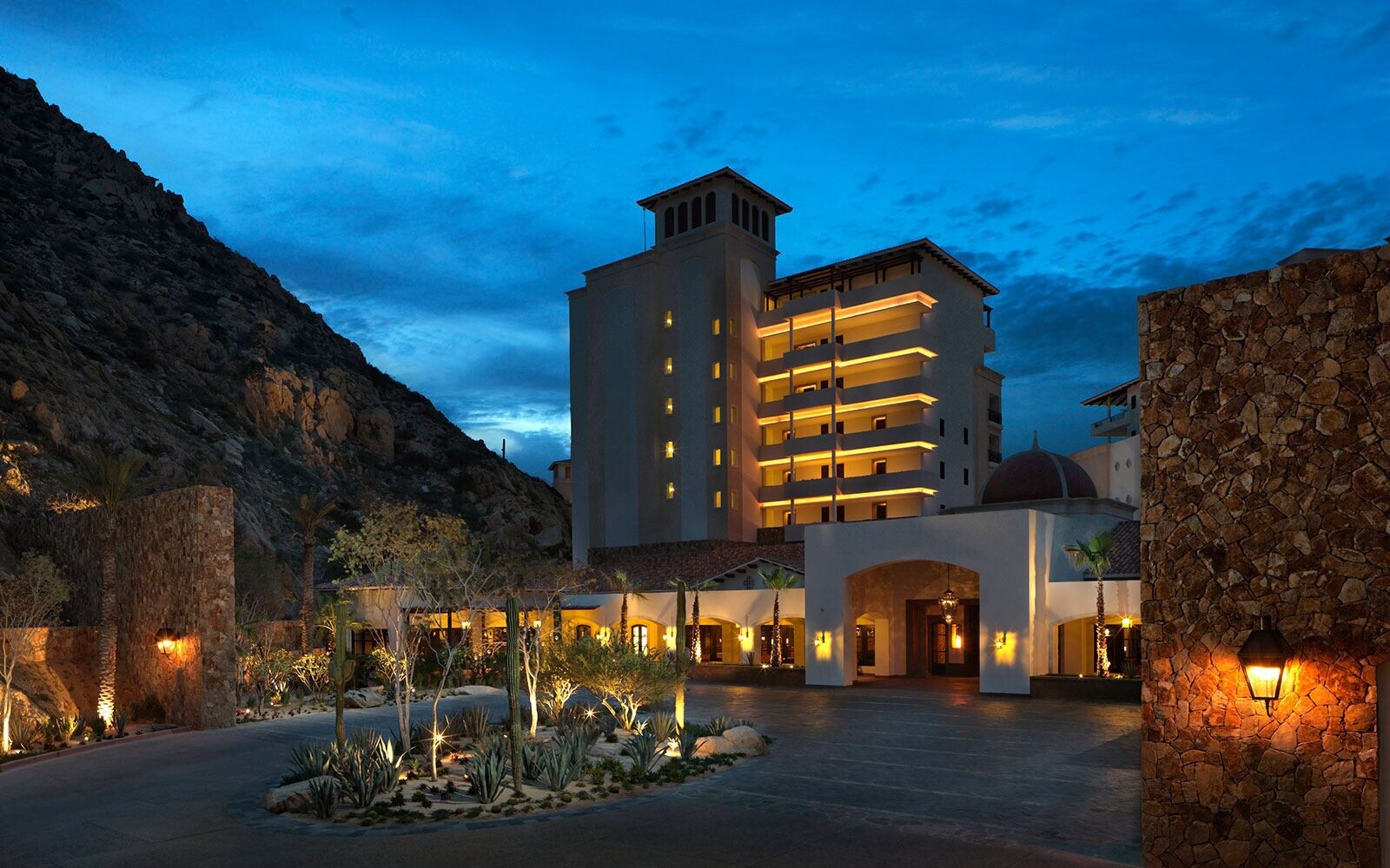 Grand Solmar at Lands End Resort Studio Cabo San Lucas. One week Stay