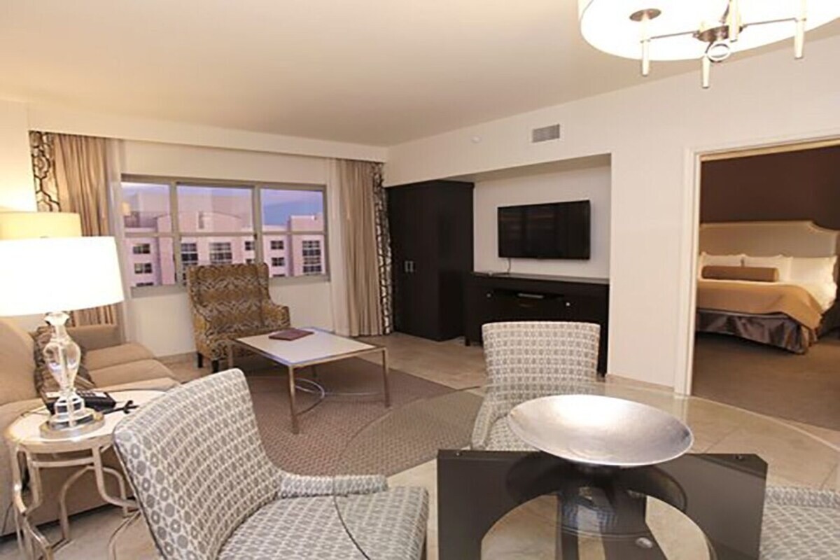 1BR The Grandview at Las Vegas Resort, Las Vegas, Sleeps 4, 11/16 to 11/23/2024