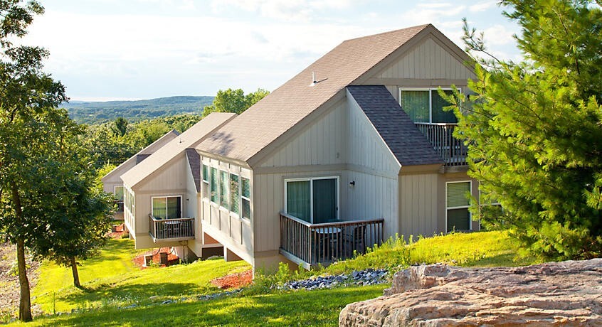 CHRISTMAS MOUNTAIN, WISCONSIN DELLS, 2 BEDROOM VILLA, SLEEPS 6, JULY 5-7