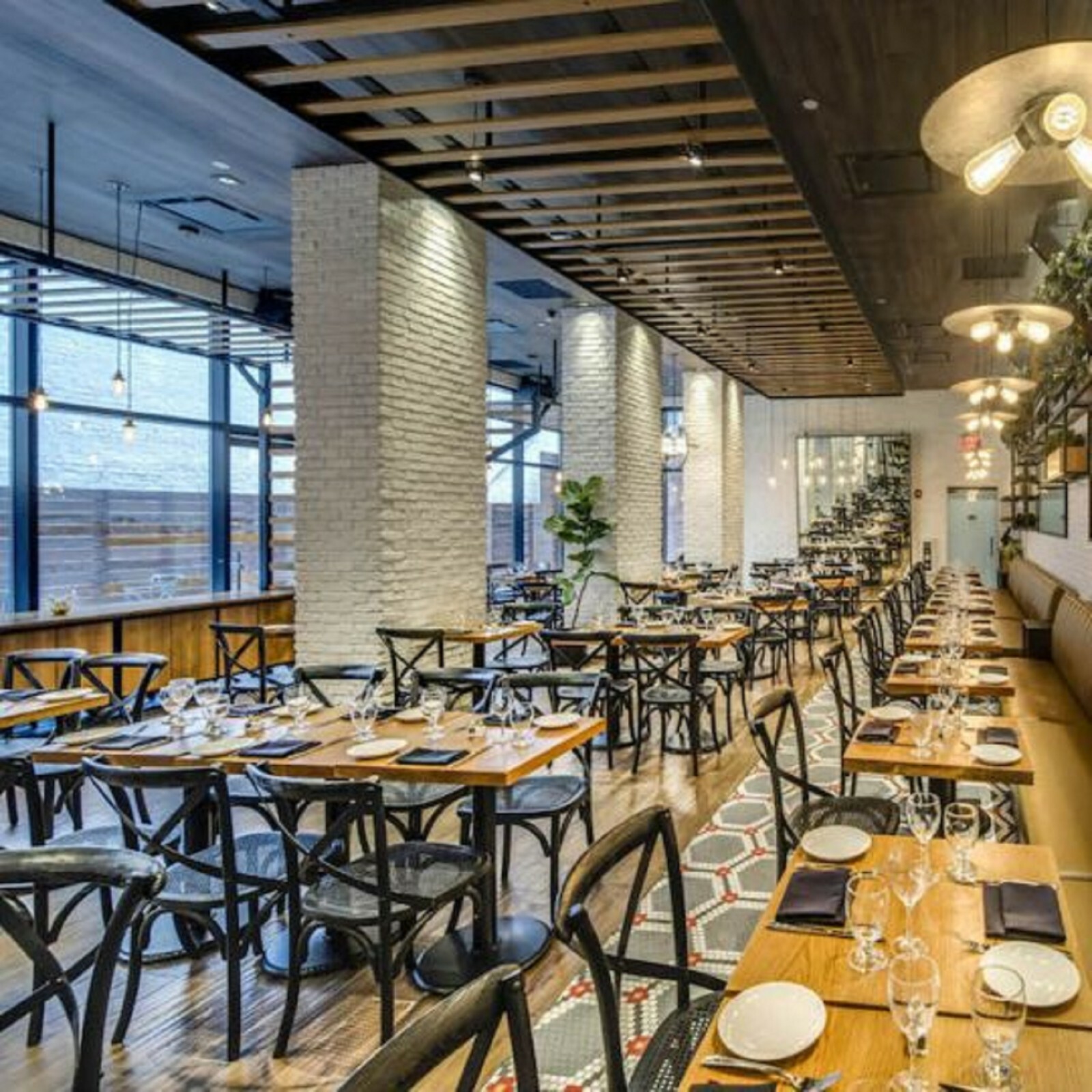 Double Tree by Hilton New York City Times Square West – Daily & weekly rentals