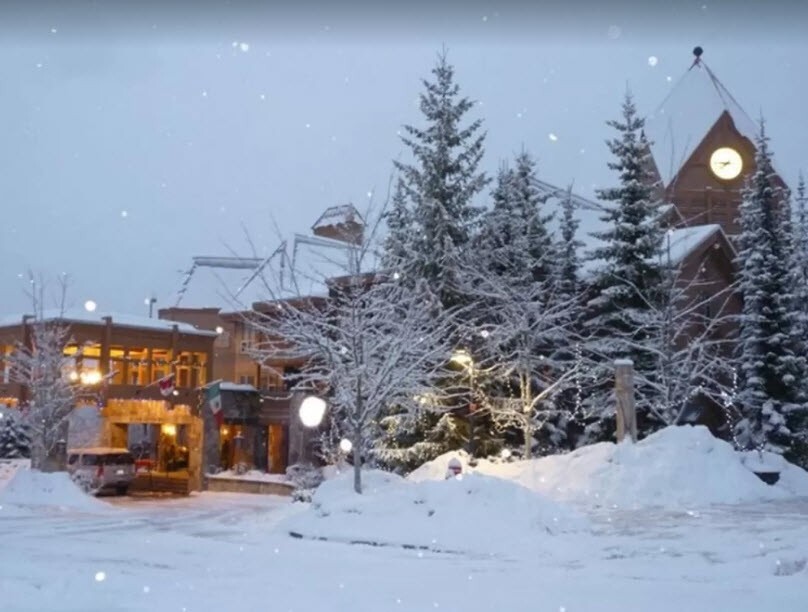 Price drop! Christmas Skiing Whistler BC Dec 21-27 $2,800 2BR/2BA Hilton Resort