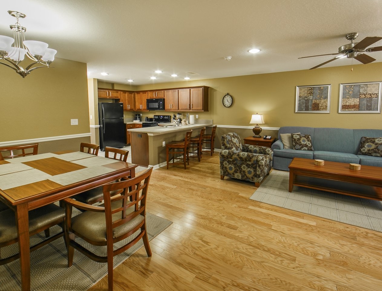 Disney Orlando Florida HI Breeze Resort Vacation Rental 1/2/3 BDRM 2026-2027