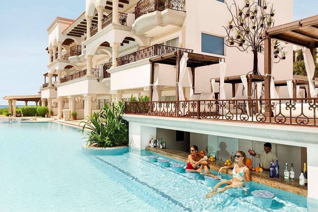 Resort Beachfront Caribbean Vacations / Low Member Rates!! Why Pay Full Price?