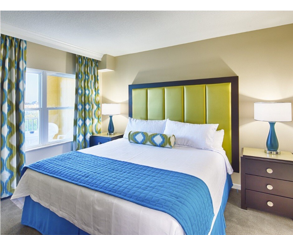 August 10-August 17, 2024 Vacation Village at Parkway~1600+SF Luxury 2BR Condo.