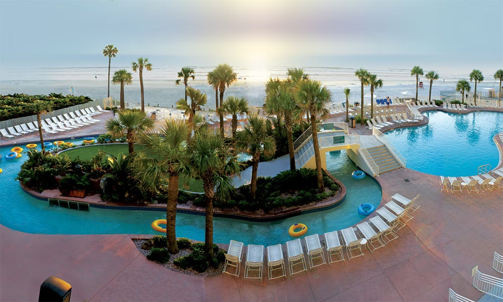 Daytona Beach – Apr -20-25 – HUGE 4 bedroom pres sleeps 12 – Wyndham Ocean Walk