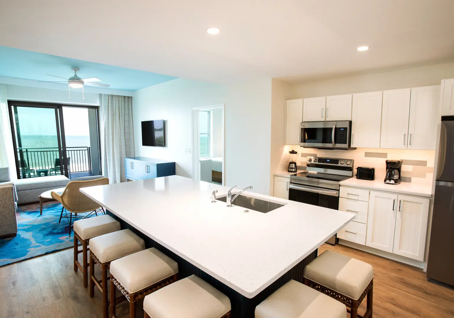 HI Myrtle Beach Oceanfront Resort S.C. Vacation Rental 1/2 BDRM 2026-2027