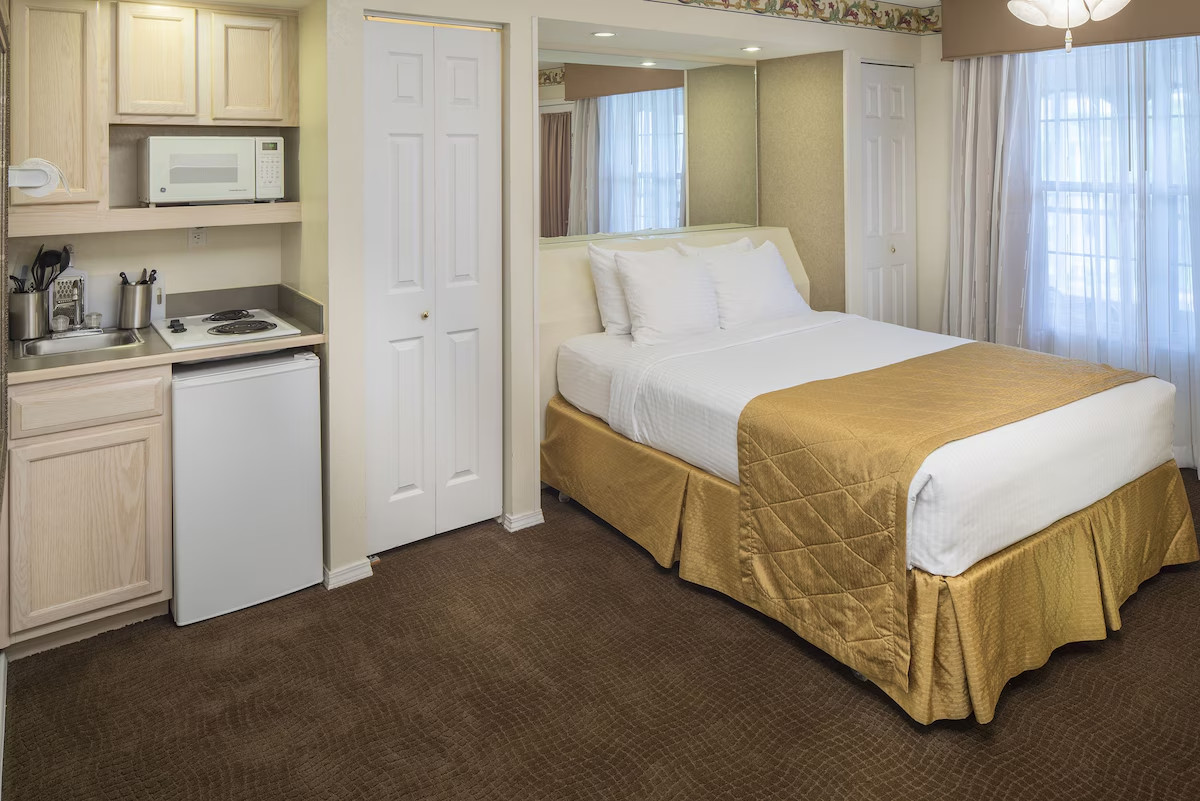 Welcome to The Suites at Fall Creek, Branson, MO