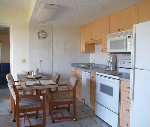 2026 MAY Condo Cocoa Beach Seagull Beach Resort several dates 7 night rental
