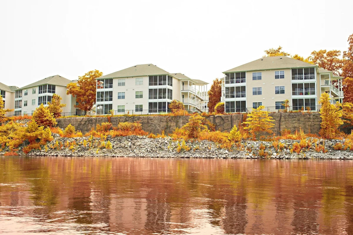 Welcome to The Suites at Fall Creek, Branson, MO