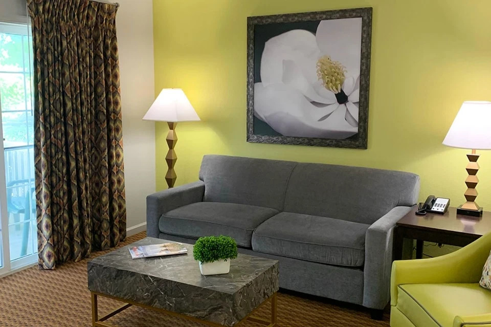 SEPTEMBER WEEKS~Vacation Village at Williamsburg~WILLIAMSBURG~2 BR~SLPS 6~VA