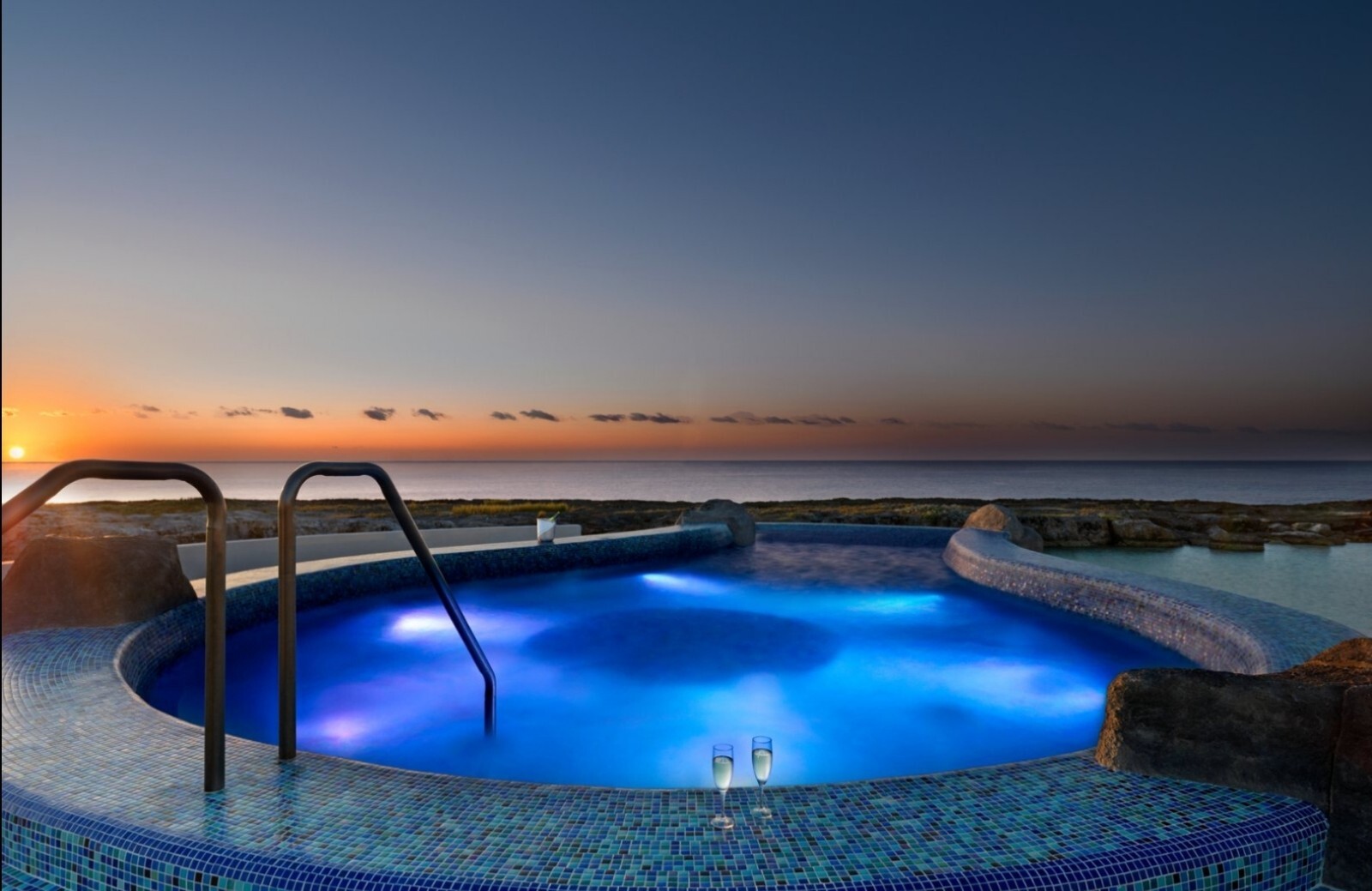 All Inclusive Mexico/Dominican Republic UNICO 20 87 Hotel or HARD ROCK Hotel.